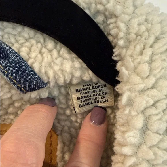 Levi's Original Sherpa Trucker Jacket size XL - Picture 3 of 5